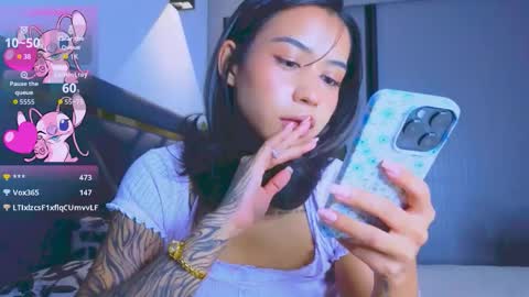 Snapshot of mia_sirenia chatting on October 16, 3:03 pm Mia online show from October 16, 3:03 pm