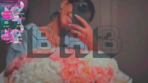 Snapshot of mia_sirenia chatting on February 16, 5:37 am Mia online show from February 16, 5:37 am