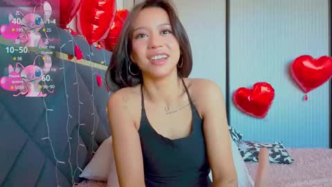 Snapshot of mia_sirenia chatting on February 21, 6:29 am Mia online show from February 21, 6:29 am