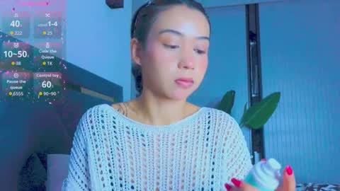 Snapshot of mia_sirenia chatting on September 10, 2:28 pm Mia online show from September 10, 2:28 pm