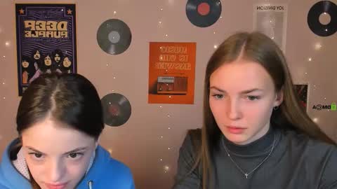 mia_starrr_ online show from November 6, 9:48 am