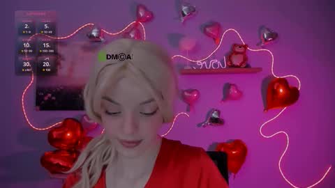 mia_starrr_ online show from February 14, 9:17 pm