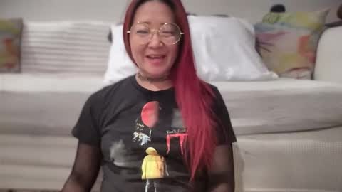 Mia online show from November 13, 7:57 pm