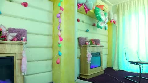 Mia Angel online show from June 13, 4:54 am
