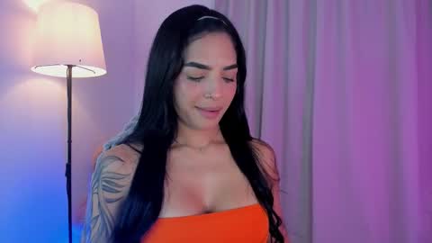 Mia online show from October 22, 9:42 pm