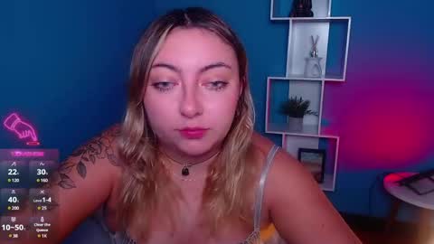 Andrea online show from December 9, 1:02 pm