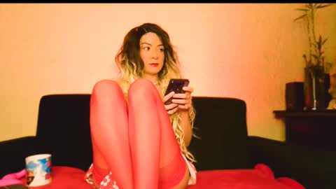 Snapshot of miabeautyxxx chatting on February 28, 11:03 am miabeautyxxx online show from February 28, 11:03 am