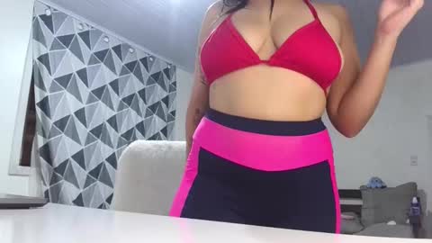 Ms Mia  Owner Of  Your Mind online show from November 12, 12:19 am