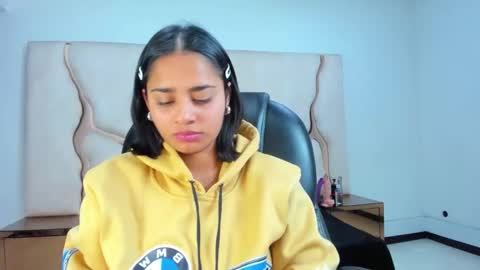 miahsex69 online show from September 13, 5:15 am