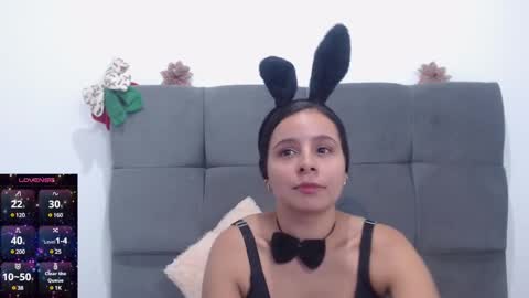 Snapshot of miamackleyn_ chatting on December 29, 1:17 pm MIA online show from December 29, 1:17 pm