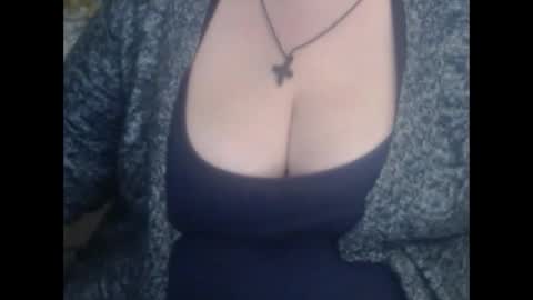 Snapshot of miamimistress chatting on February 2, 6:31 pm maya online show from February 2, 6:31 pm
