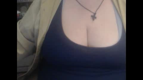 Snapshot of miamimistress chatting on February 15, 10:22 am maya online show from February 15, 10:22 am