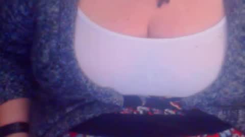 Snapshot of miamimistress chatting on February 24, 5:41 am maya online show from February 24, 5:41 am