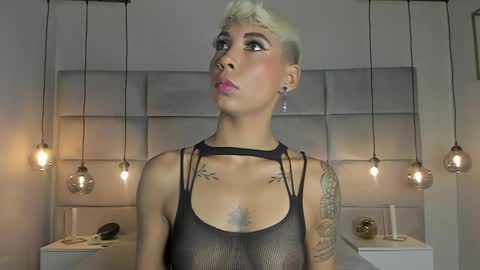 Snapshot of miamorgann chatting on February 9, 1:14 pm Mia Morgann online show from February 9, 1:14 pm