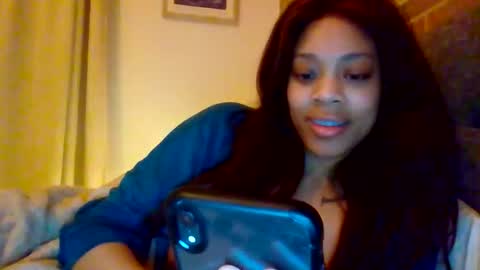 MiaMuffn online show from March 16, 6:28 am