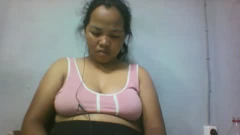 miarii online show from February 24, 4:49 pm