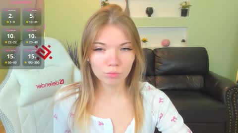 michafox online show from February 24, 12:04 pm