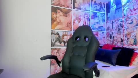 michel_lopez18 online show from March 1, 7:26 pm