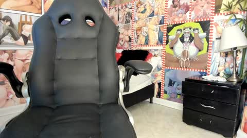 michel_lopez18 online show from January 30, 10:50 am