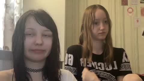 Snapshot of michelle_neely chatting on October 20, 11:46 am michelle_neely online show from October 20, 11:46 am