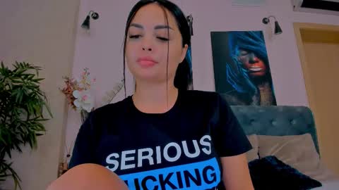 michellereys online show from September 30, 10:03 pm