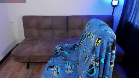 Blue online show from February 10, 3:21 pm