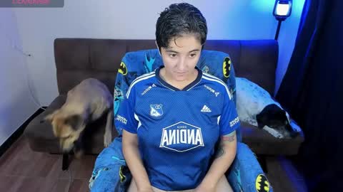 Blue online show from February 9, 1:12 am