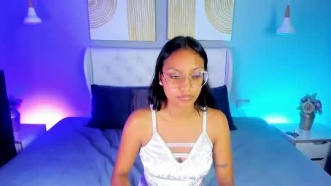 miel_ambar online show from April 16, 2:06 pm