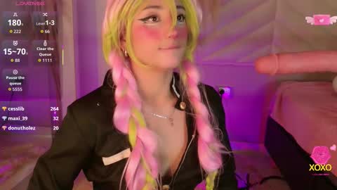   online show from November 21, 2:19 pm