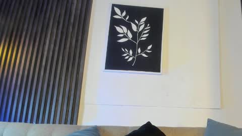miia_deluxe_ online show from April 26, 2:53 am