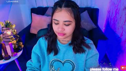 Snapshot of miiaa7_ chatting on October 21, 3:10 am Ma is my name I invite you to check out my wish list for my birthday online show from October 21, 3:10 am