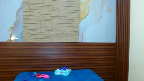 mikaela303av online show from October 1, 4:28 am