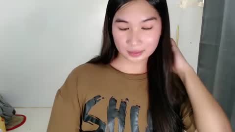 Snapshot of mikayla_slut chatting on October 11, 4:39 am Kyla online show from October 11, 4:39 am