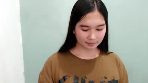 Snapshot of mikayla_slut chatting on September 27, 8:21 am Kyla online show from September 27, 8:21 am