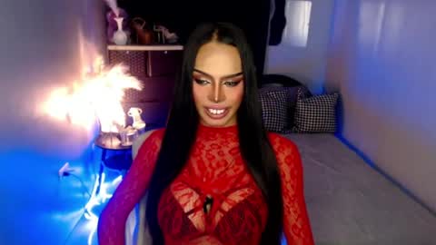 MikeyAlawi online show from April 19, 6:21 pm