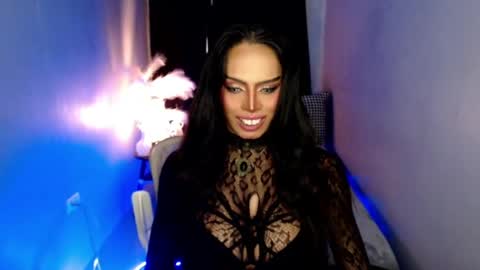 MikeyAlawi online show from July 8, 7:32 am