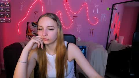 Miki online show from April 9, 9:04 am