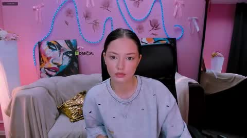 Miki online show from May 21, 5:38 am