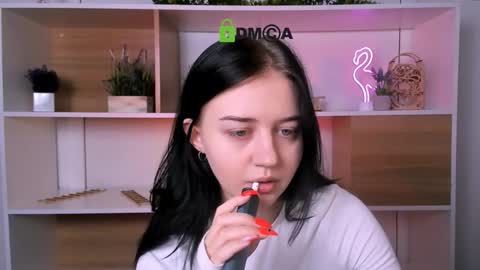 miki_ti online show from November 5, 5:56 am