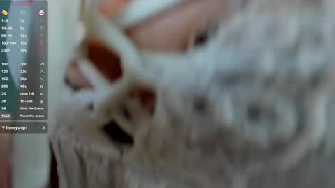 mikka_blush online show from February 12, 10:37 pm