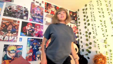 Snapshot of miku_katsuragi chatting on December 19, 3:07 am miku katsuragi online show from December 19, 3:07 am