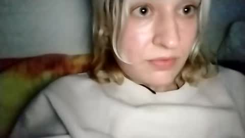 Snapshot of mila_420 chatting on October 1, 12:48 am Mila 420 online show from October 1, 12:48 am