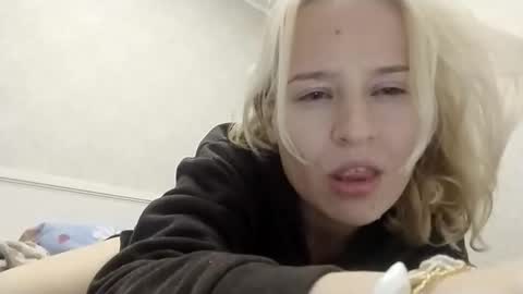 Snapshot of mila_420 chatting on September 22, 4:38 pm Mila 420 online show from September 22, 4:38 pm