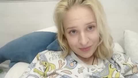 Snapshot of mila_420 chatting on September 29, 7:30 pm Mila 420 online show from September 29, 7:30 pm