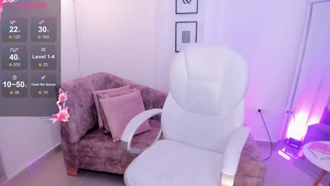 mila_blaze online show from September 18, 1:09 pm