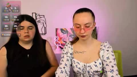 Snapshot of mila_glow chatting on September 11, 9:09 am mila_glow online show from September 11, 9:09 am