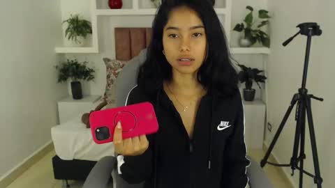 milaa_star online show from February 7, 4:16 am