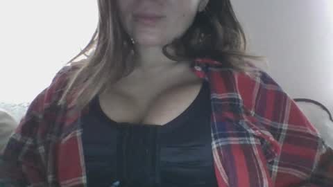 milana online show from December 19, 9:40 am