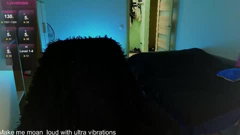 Snapshot of milanafox_ chatting on October 19, 8:11 pm Lana online show from October 19, 8:11 pm
