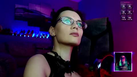 analiMilana online show from October 31, 3:52 am